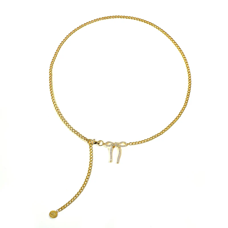 Vibholm X Julie Elgaard - Forever Bow bälteskedja, 107 cm - Guldpläterad mässing