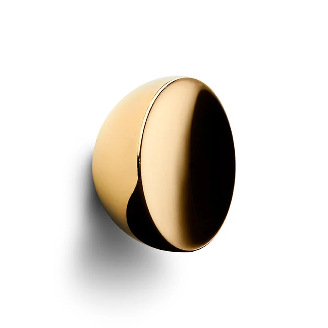 Get a Grip #1 Brass möbelknopp, polerad mässing • Design by Us