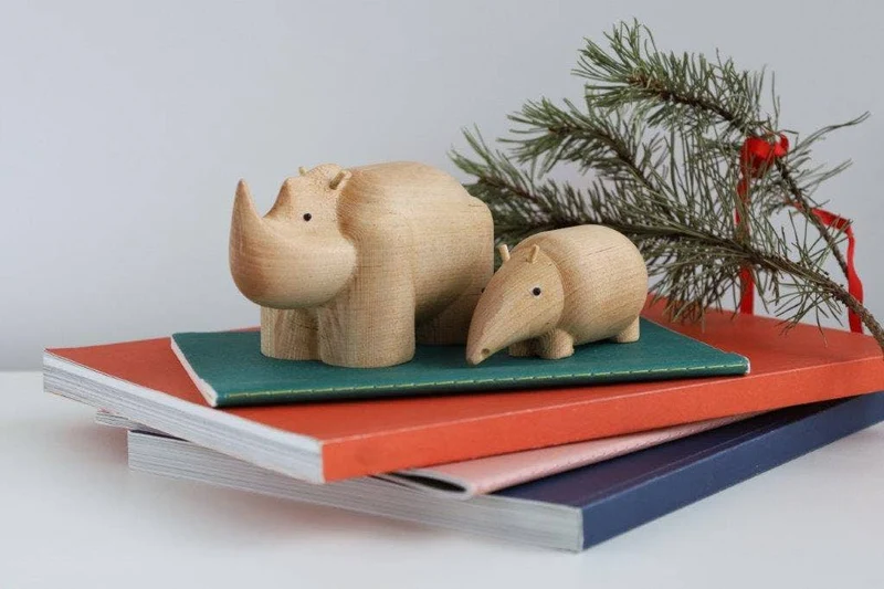 Næsehornet - Træfigur i birk | Birch by Adero Home