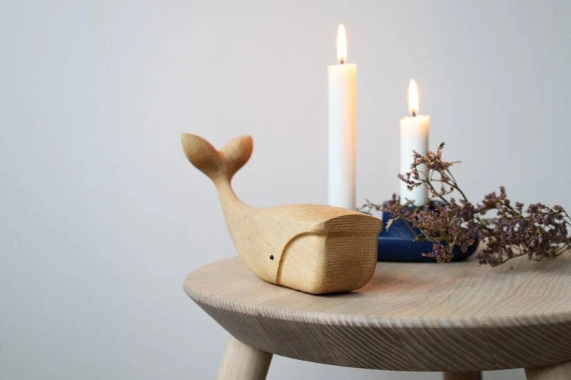 Hvalen - Træfigur i birk | Birch by Adero Home