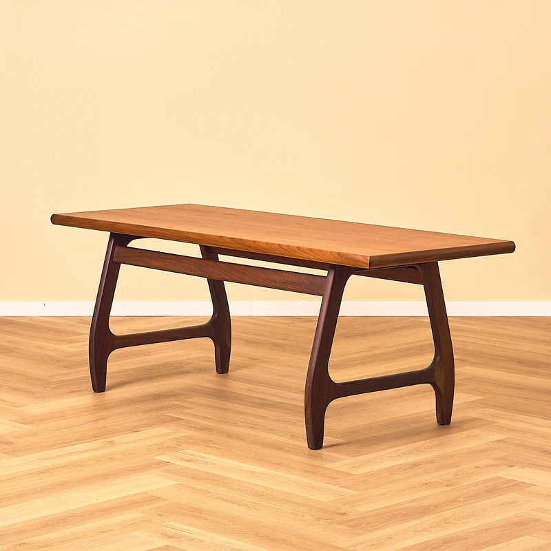 Danish coffee table in teak and walnut
