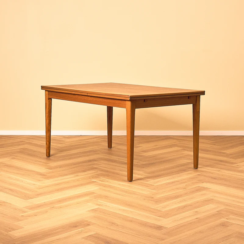 Danish dining table in teak by Skovby