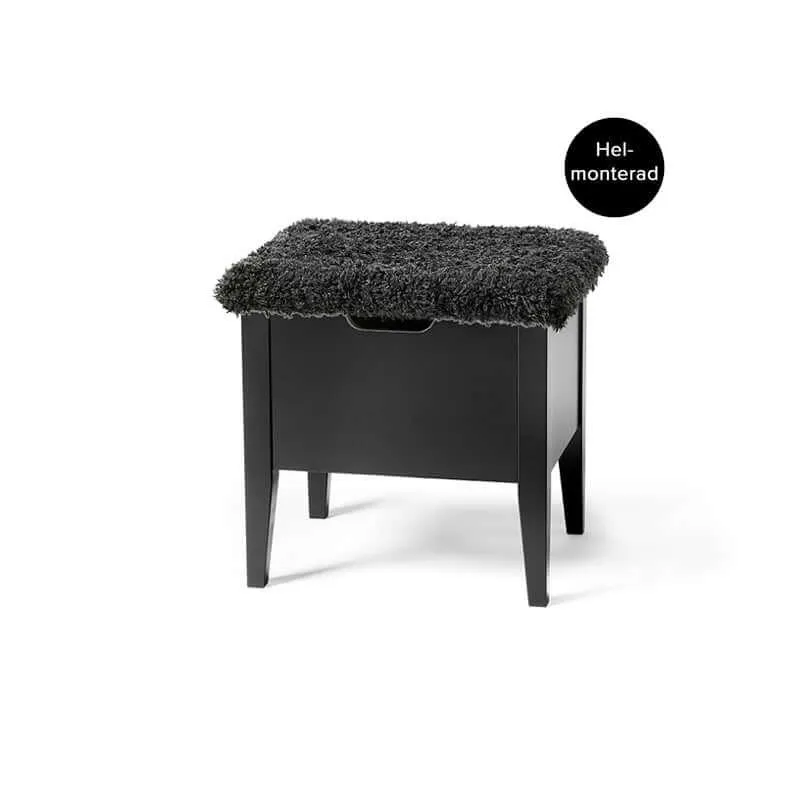 KLINTE BÄNK 45 SVART/FÅRPÄLS